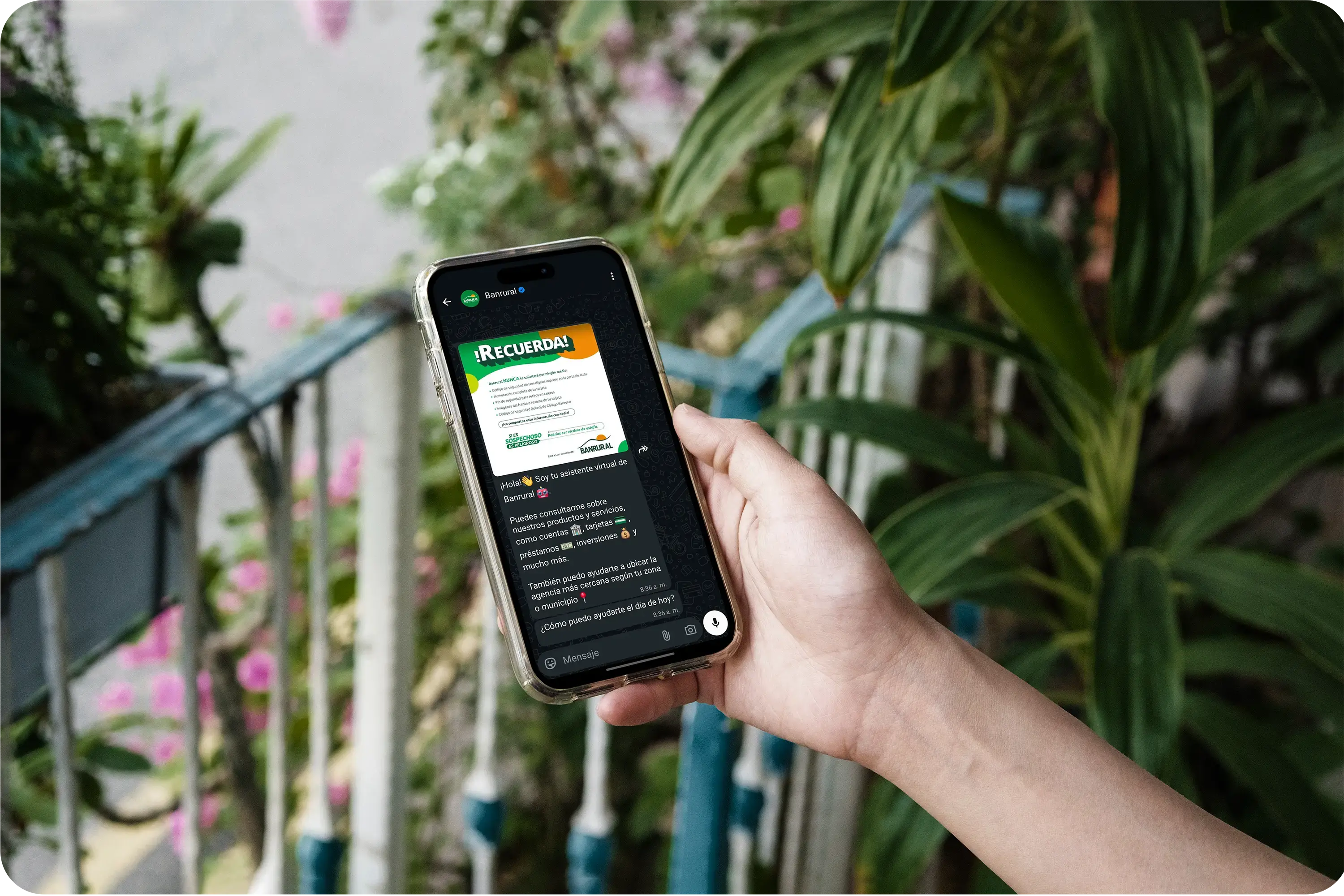 People using Banrural app