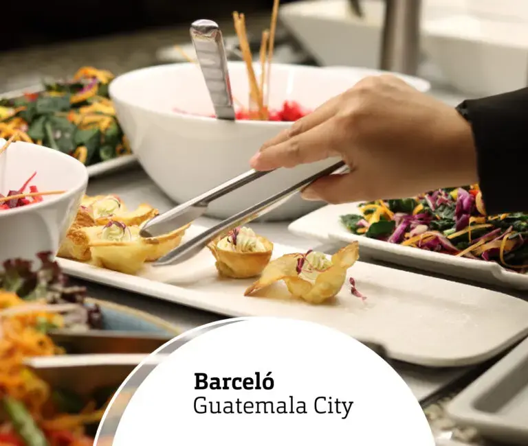 Hotel-Barcelo-20-des-Cenas-Buffet_W-768x650.jpg