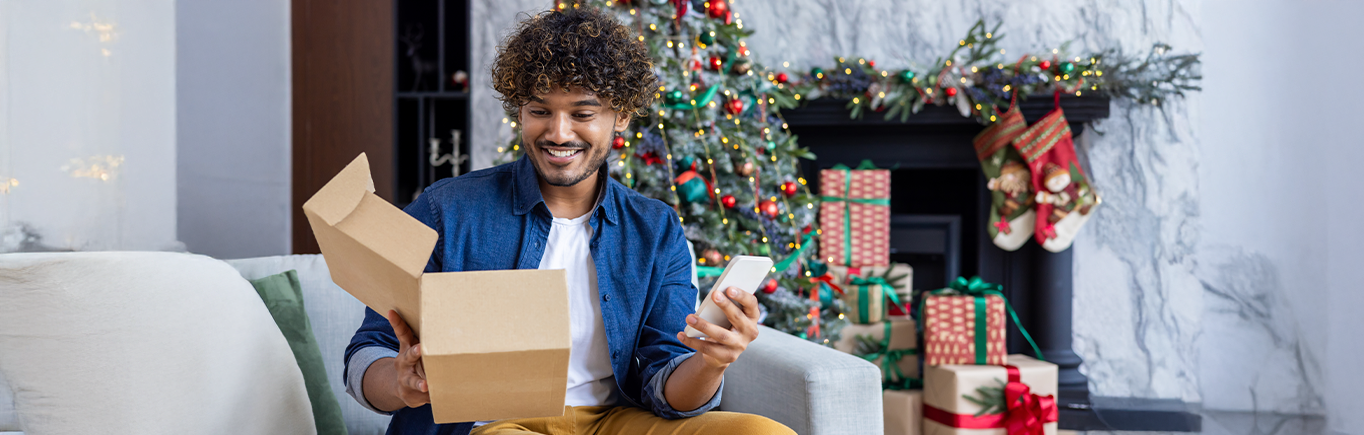 Vale la pena comprar regalos navideños o enviar dinero